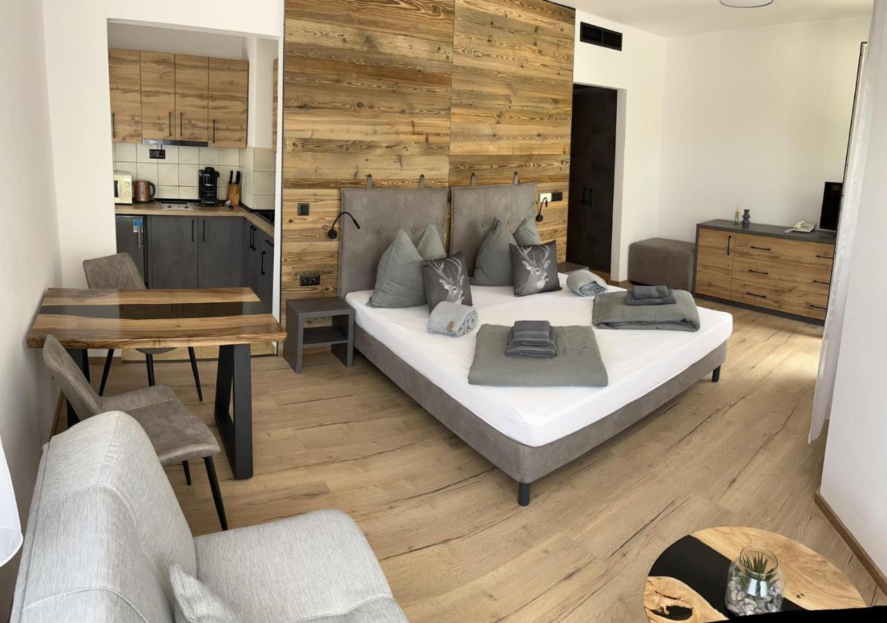 Aron Apartman-Zalakaros Buitenkant foto